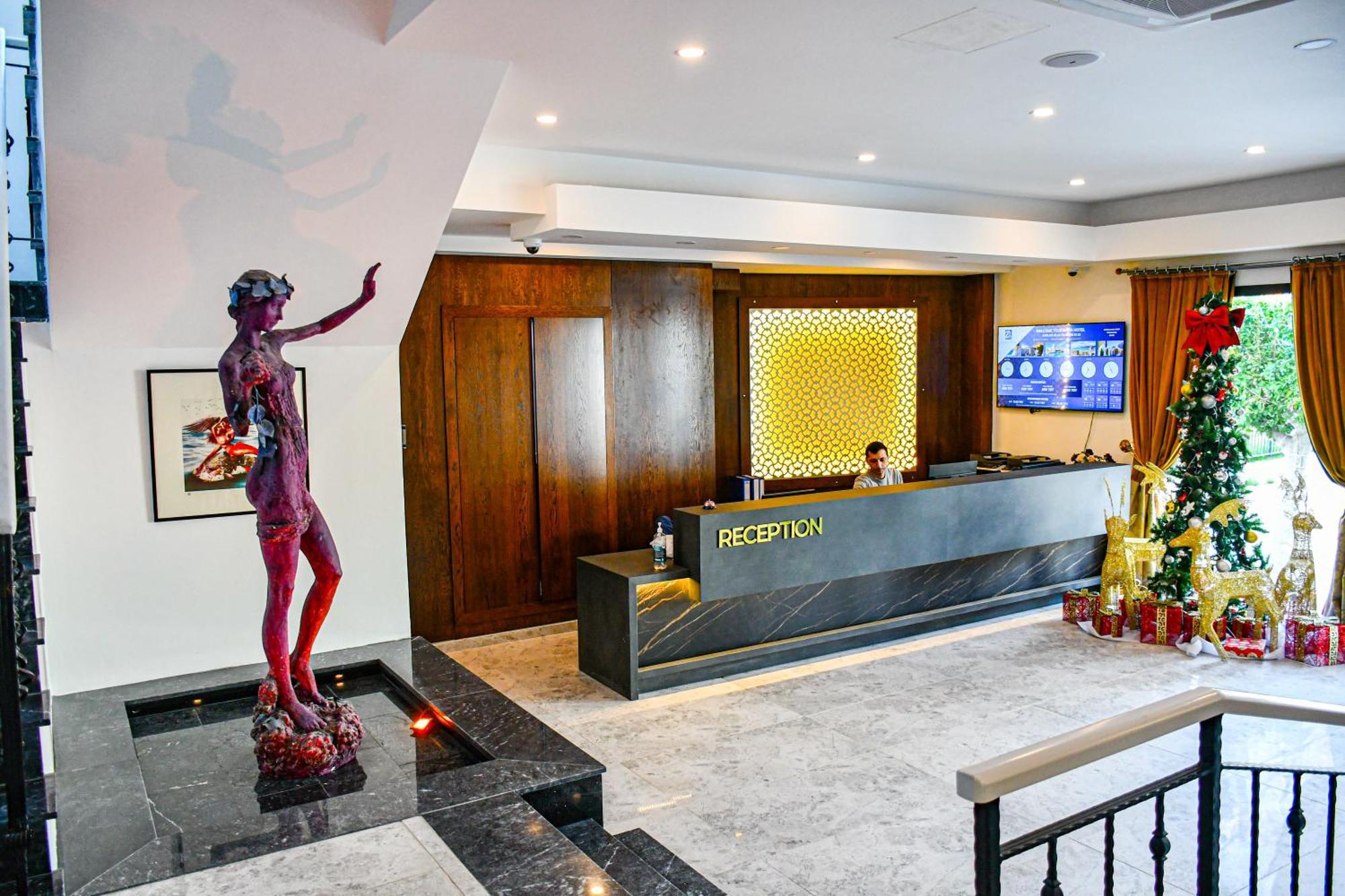 Dorana Hotel Kyrenia  Esterno foto