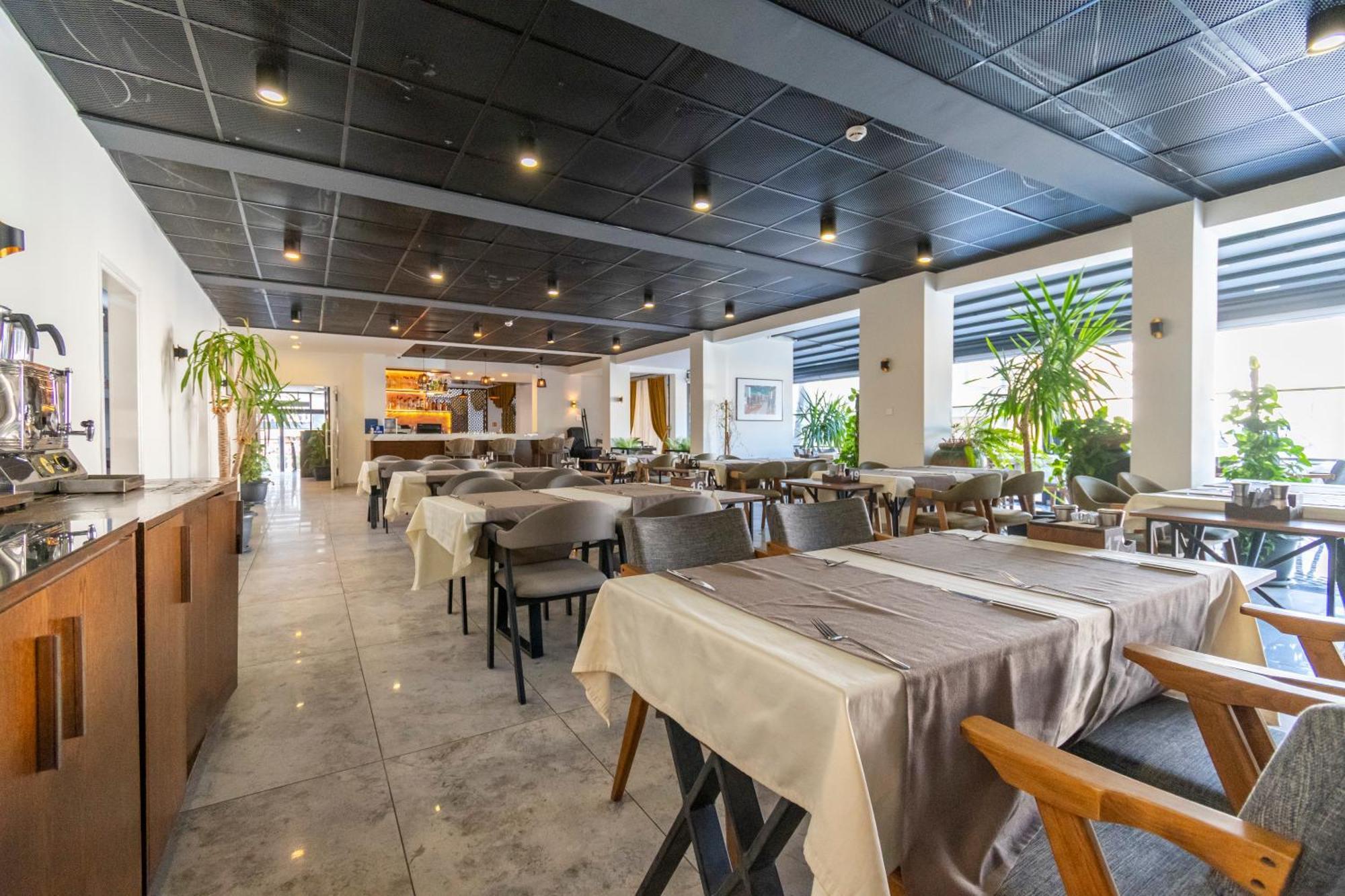 Dorana Hotel Kyrenia  Esterno foto